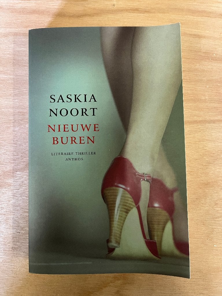 Boek: Nieuwe buren, Saskia Noort, Ophalen of Verzenden, Zo goed als nieuw, Saskia Noort, Nederland