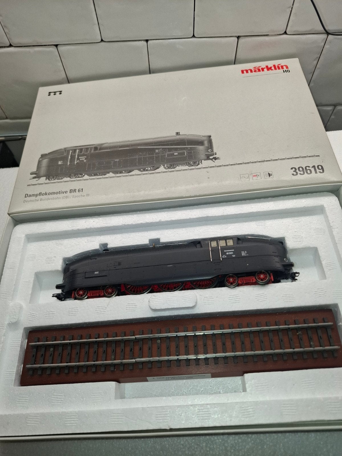 mooie gestroomlijnde stoomlok in ovp 39619, Hobby en Vrije tijd, Modeltreinen | H0, Wisselstroom, Locomotief, Ophalen of Verzenden