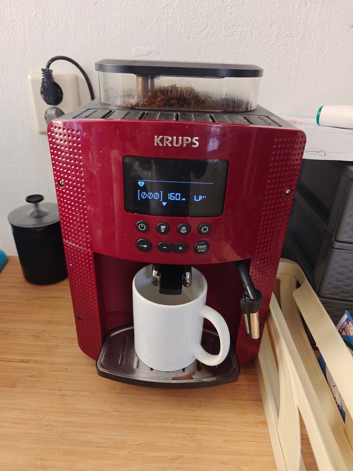 Krups volautomatische espressomachine - TEAB, Gebruikt, Espresso apparaat, Koffiebonen, 2 tot 4 kopjes