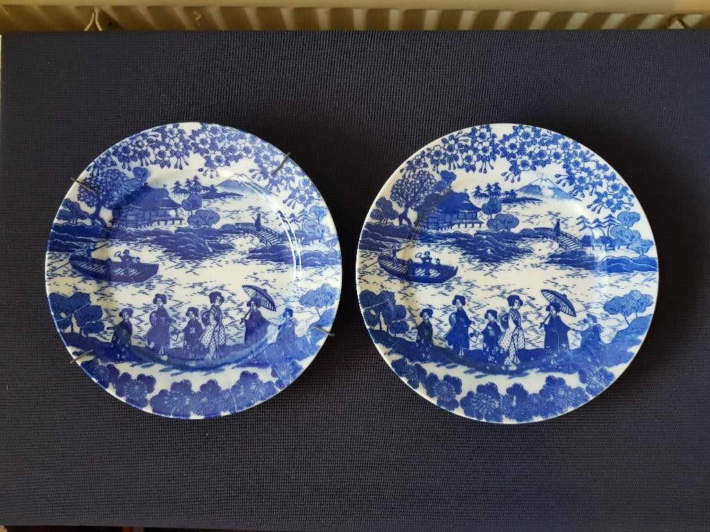 Twee oude bordjes met Japanse tekening Blue Mikado, Ophalen of Verzenden