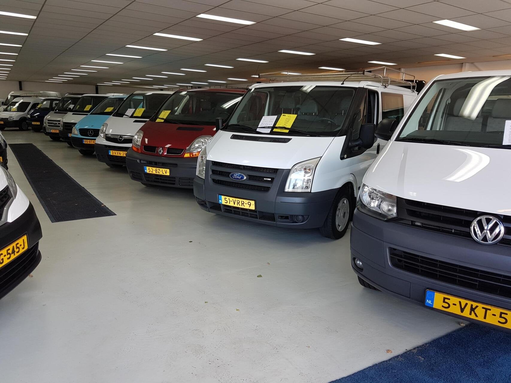 Foto 18 van Renault Kangoo 1.5 Blue dCi 2 Schuideuren Airco