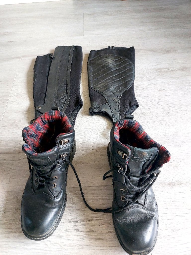Paardrijschoenen Merk Mountain horse met super fijne chaps, Dieren en Toebehoren, Ophalen of Verzenden, Zo goed als nieuw, Overige disciplines