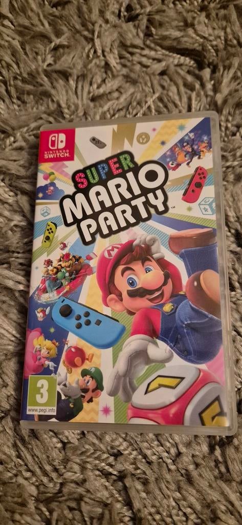 Super Mario Party - Nintendo Switch, Overige genres, Ophalen of Verzenden, Zo goed als nieuw, Eén computer