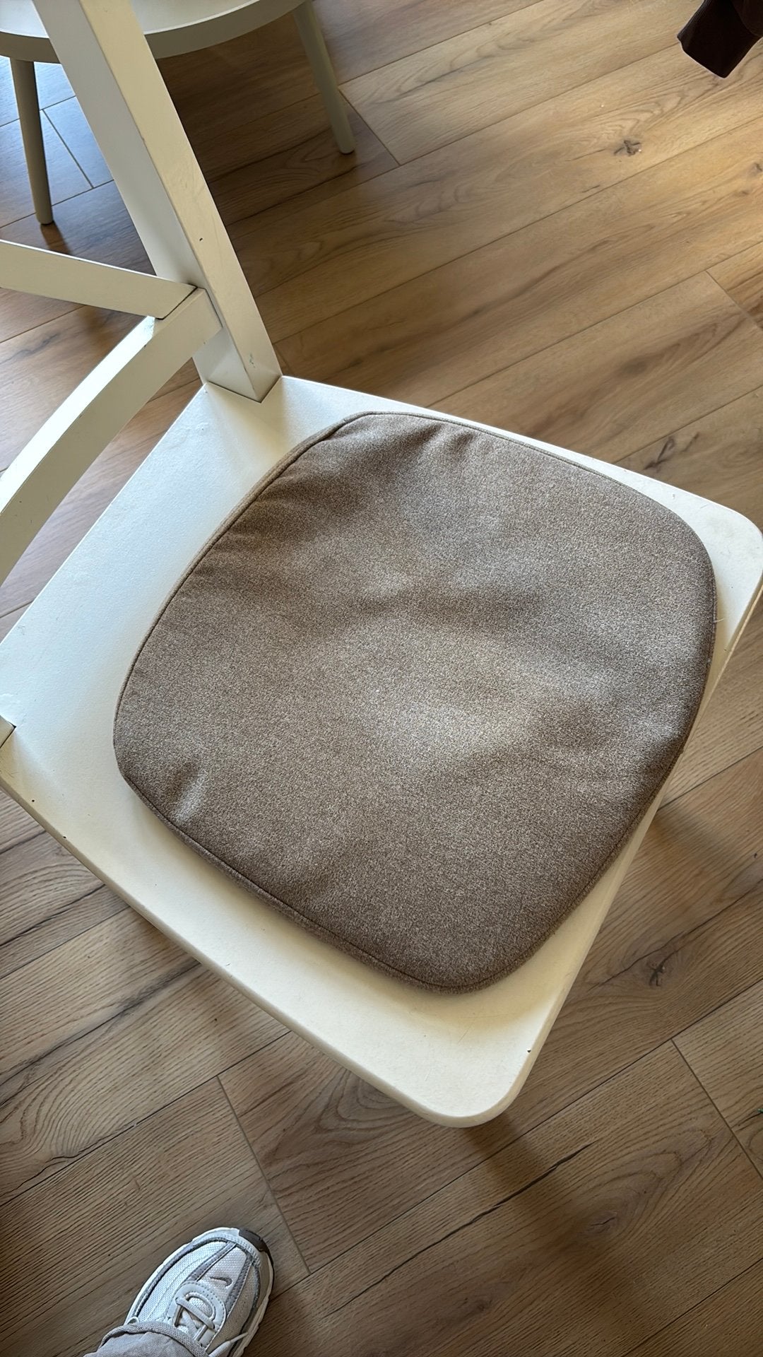 Stoelkussen beige. Ikea älvgräsmal., Huis en Inrichting, Overige kleuren, Ophalen of Verzenden, Zo goed als nieuw, Vier