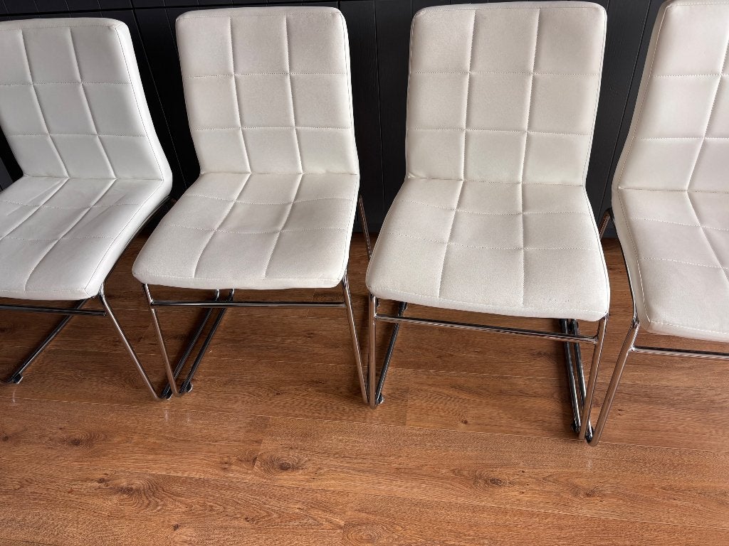 Vier eetkamerstoelen, Ophalen, Zo goed als nieuw, Wit, Vier