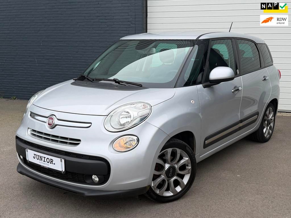 Fiat 500 L Living 0.9 TwinAir Lounge 7PERSOONS/CAMERA/NAVI/C, Stof, Gebruikt, 7 stoelen, Origineel Nederlands