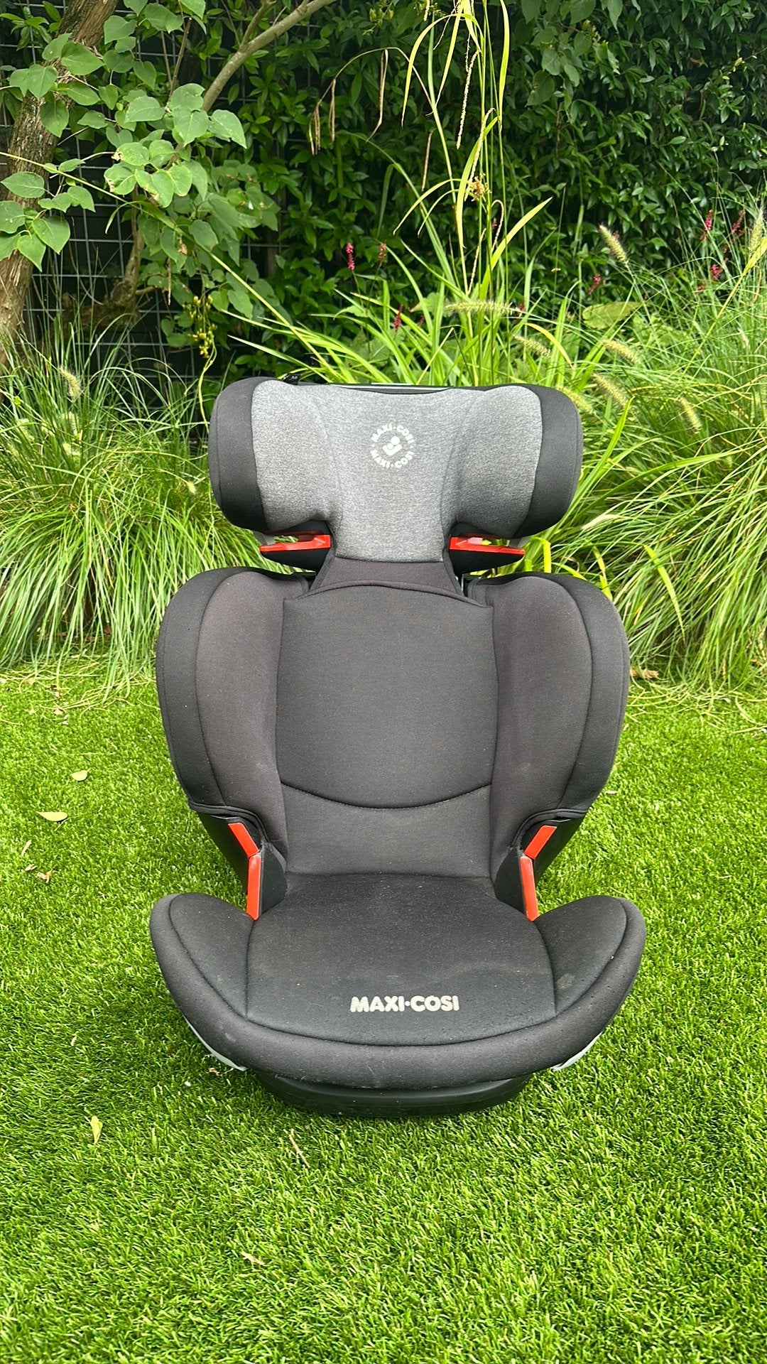 Auto stoeltje maxi cosi, Ophalen, Autogordel, 9 t/m 18 kg, Zo goed als nieuw