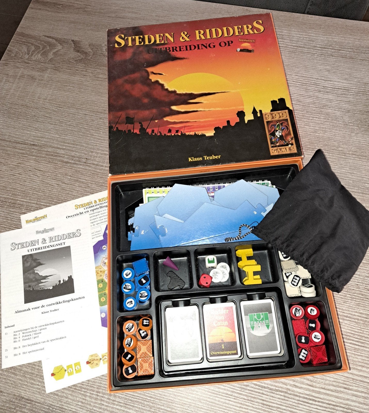 steden en ridders uitbreiding van catan, Ophalen of Verzenden, Zo goed als nieuw