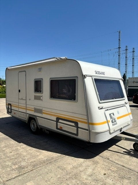 Knaus Südwind 440 airco+luxe voortent+extra's PRIJS VERLAAGD, Caravans en Kamperen, Vast bed, Treinzit, 750 - 1000 kg, Particulier