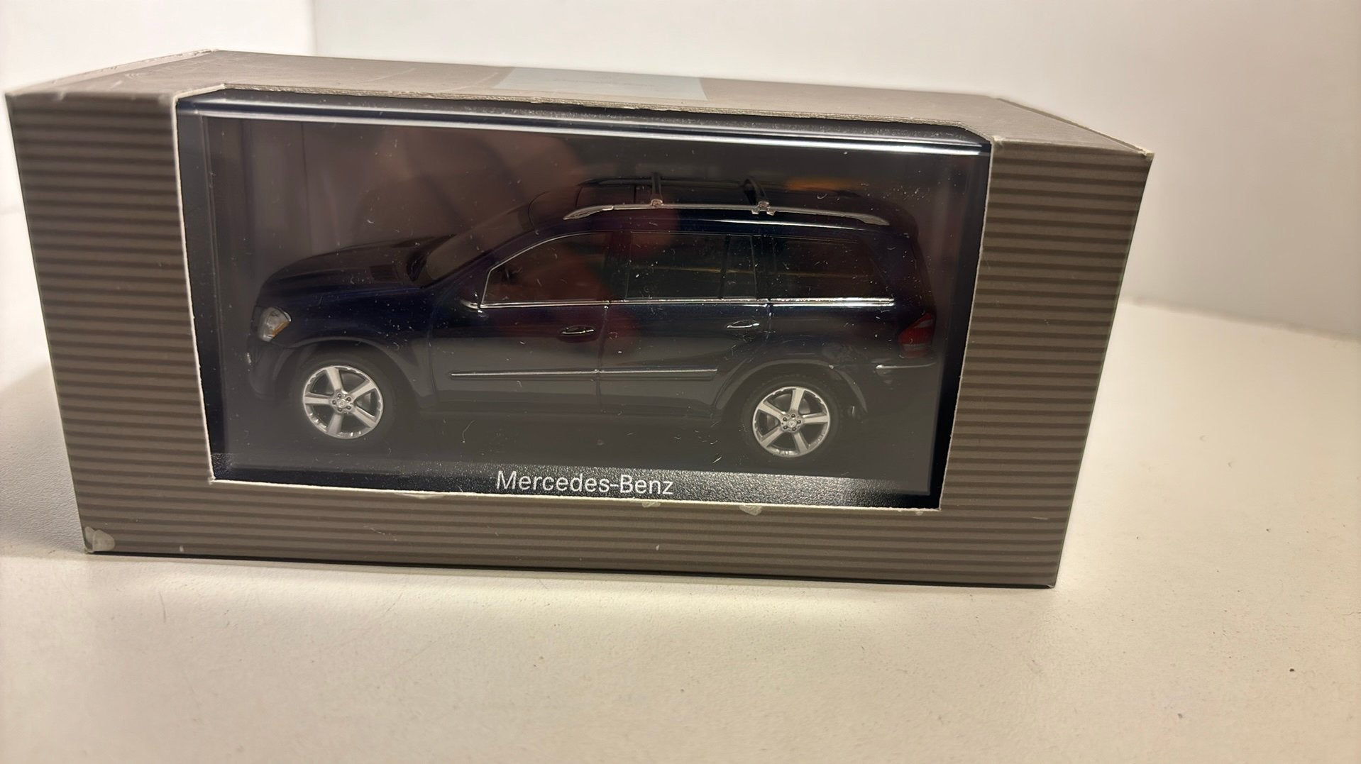 Mercedes benz gl klasse bleu minichamps 1.43, Hobby en Vrije tijd, Auto, Ophalen of Verzenden, MiniChamps, A