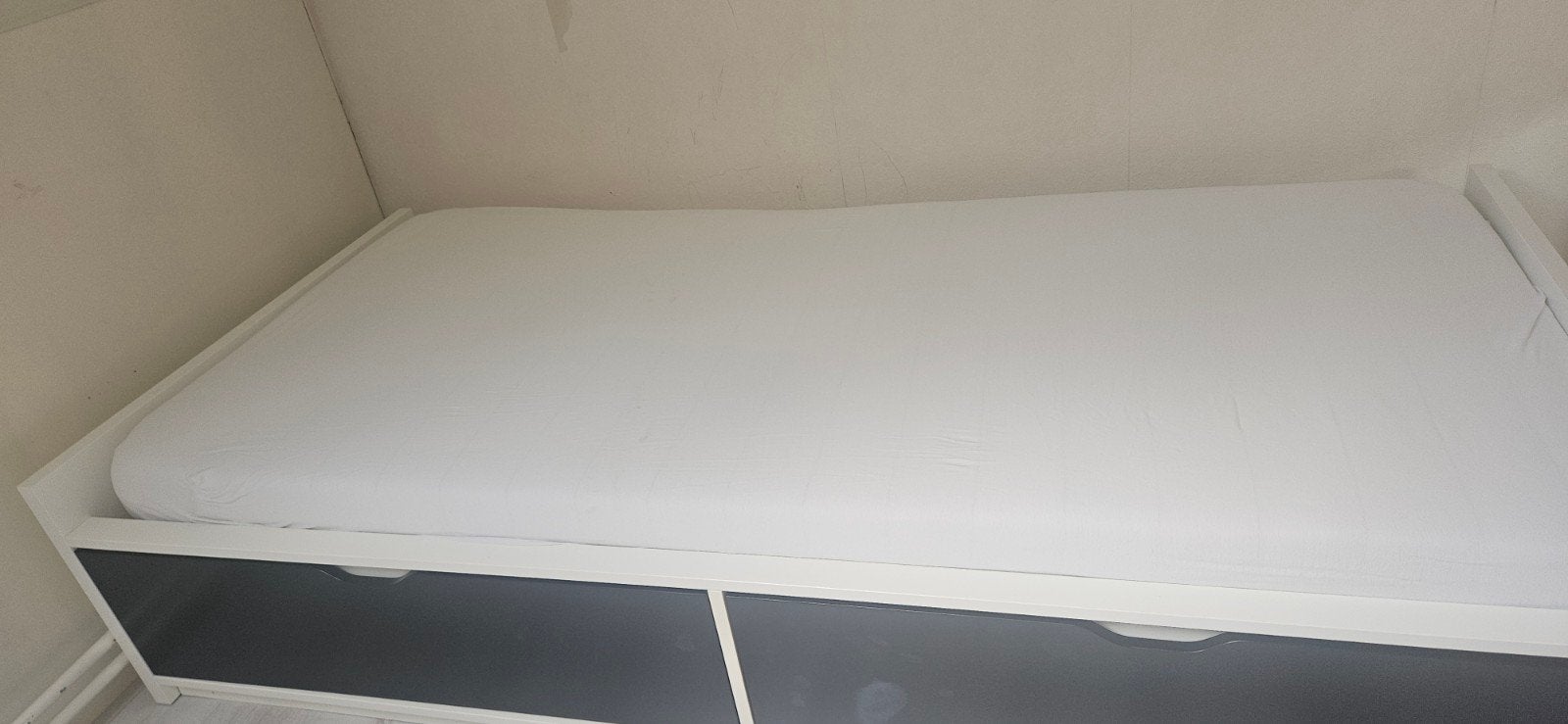 compleet eenpersoons bed, Huis en Inrichting, Ophalen of Verzenden, Eenpersoons, 90 cm