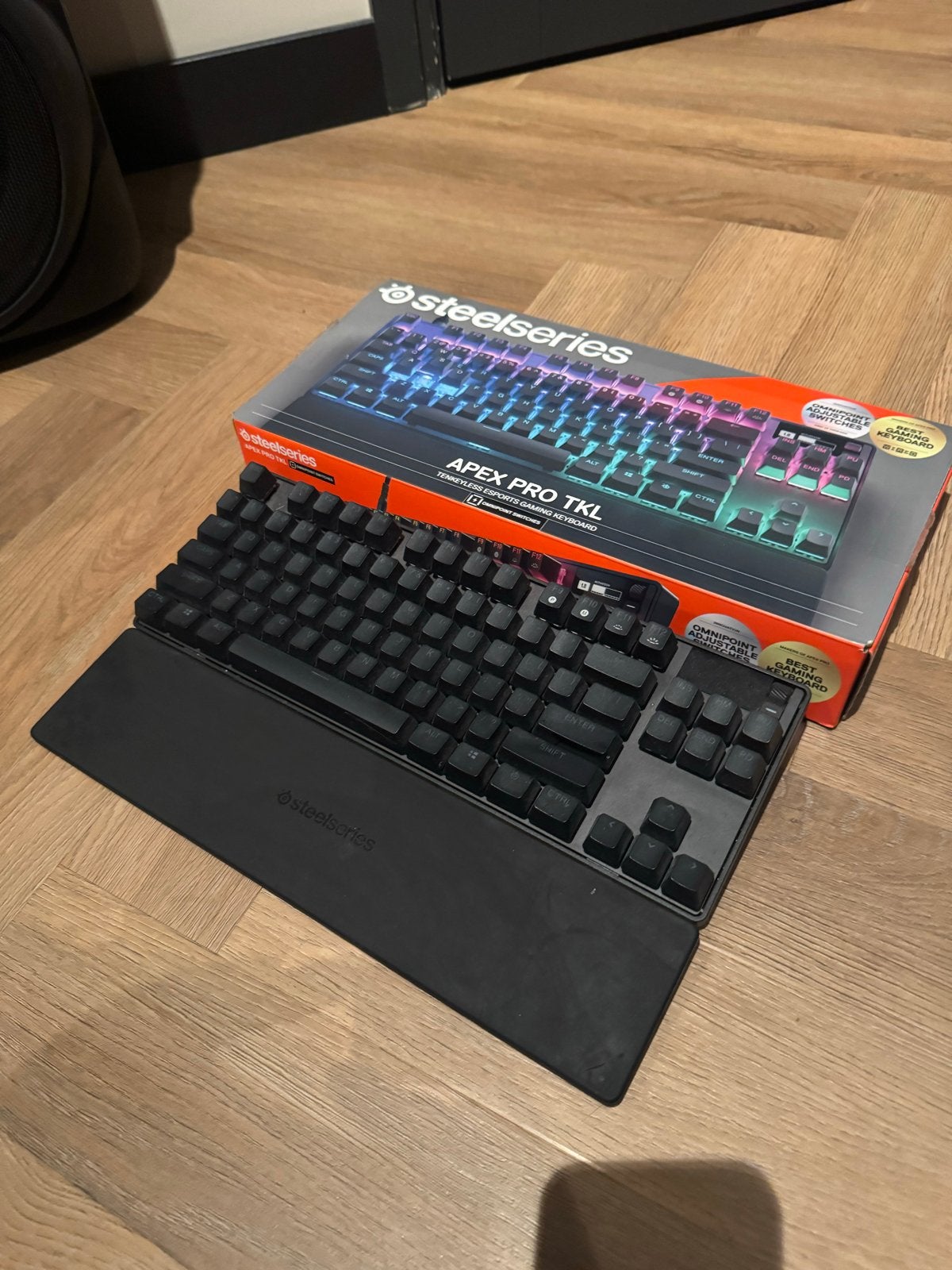 Steelseries Apex Pro TKL Gaming Toetsenbord - Z.g.a.n., Computers en Software, Gaming toetsenbord, Ophalen of Verzenden, Zo goed als nieuw