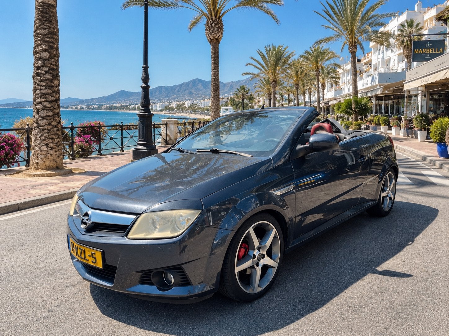 Opel Tigra 1.8 16 v Rhythm uit 2010 met een nieuwe APK, Auto's, Opel, Particulier, Tigra, Achteruitrijcamera, Airbags, Airconditioning