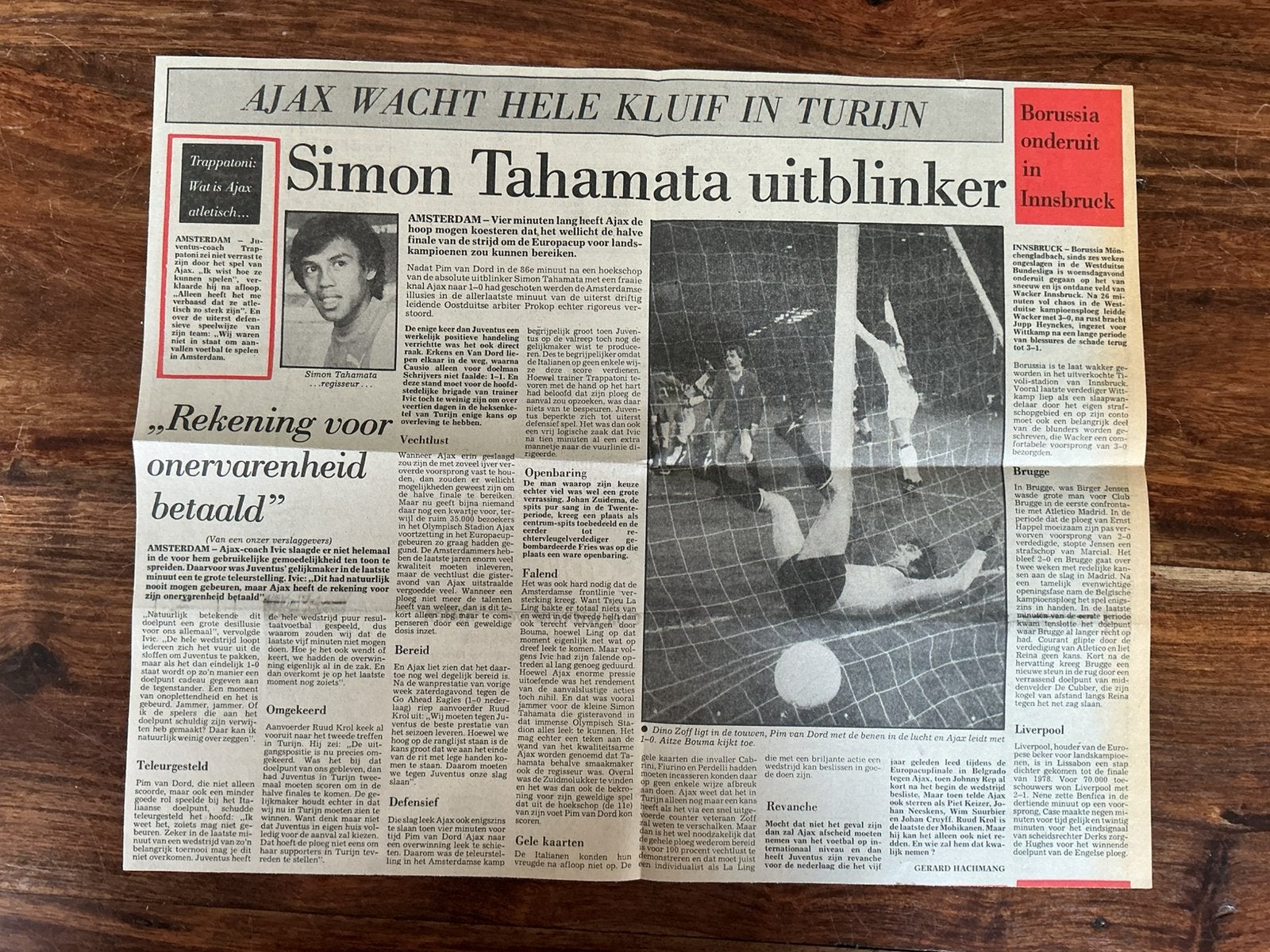 Voetbal krantenartikel Ajax Juventus maart 1978 Tahamata, Ophalen of Verzenden, Knipsel(s)