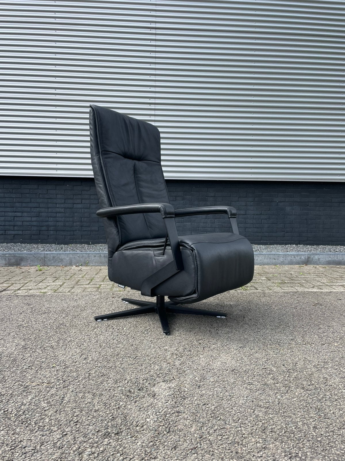 Nette zwarte montel relax fauteuil / relax stoel leer L, Minder dan 75 cm, Ophalen of Verzenden, 50 tot 75 cm, A