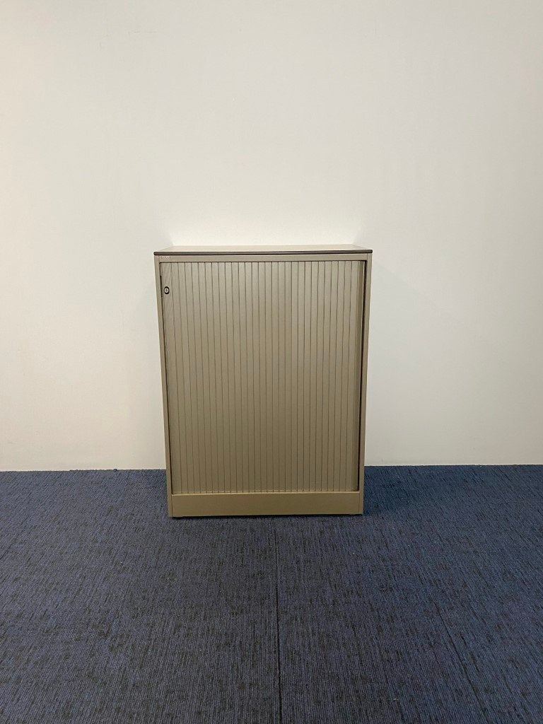 11x Roldeurkast Ahrend, grijs, eiken topblad, H105 x B80 cm., Ophalen, Gebruikt