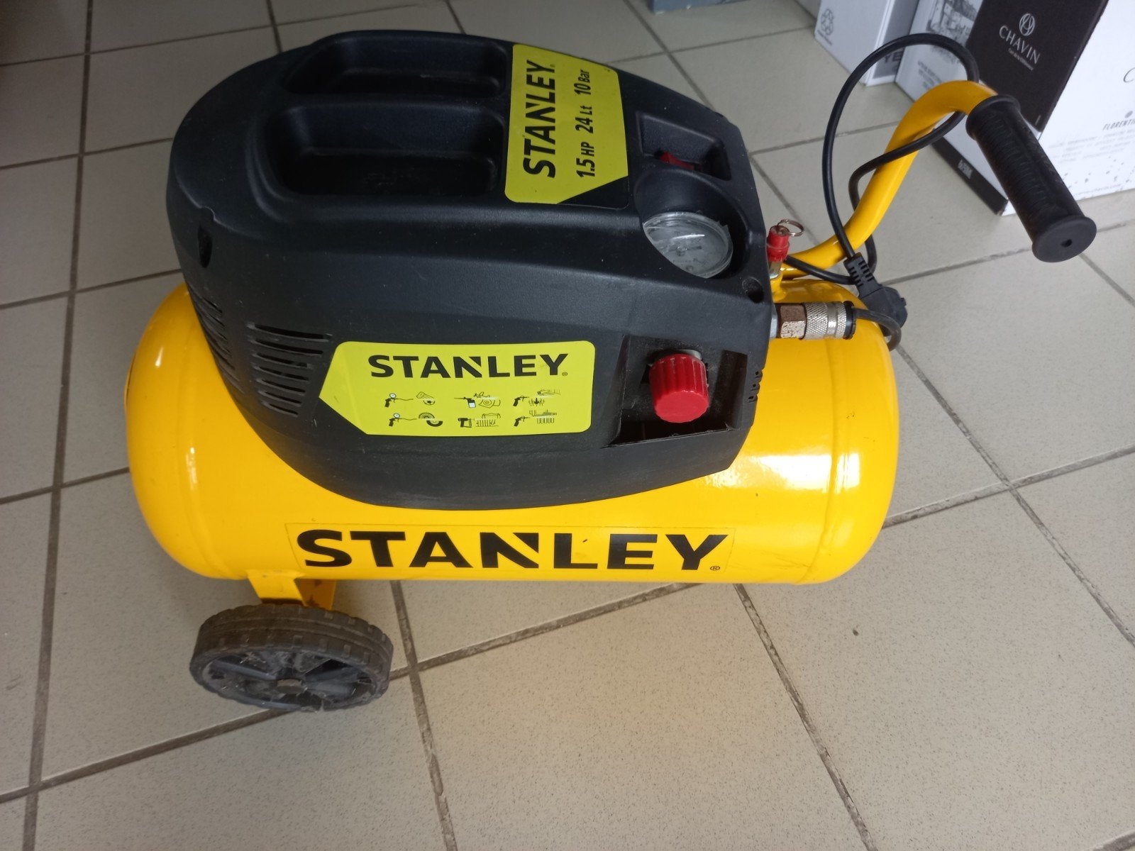 Stanley Compressor 1.5 PK 24L 10 Bar, 10 bar of meer, Ophalen of Verzenden, Zo goed als nieuw, Minder dan 200 liter/min