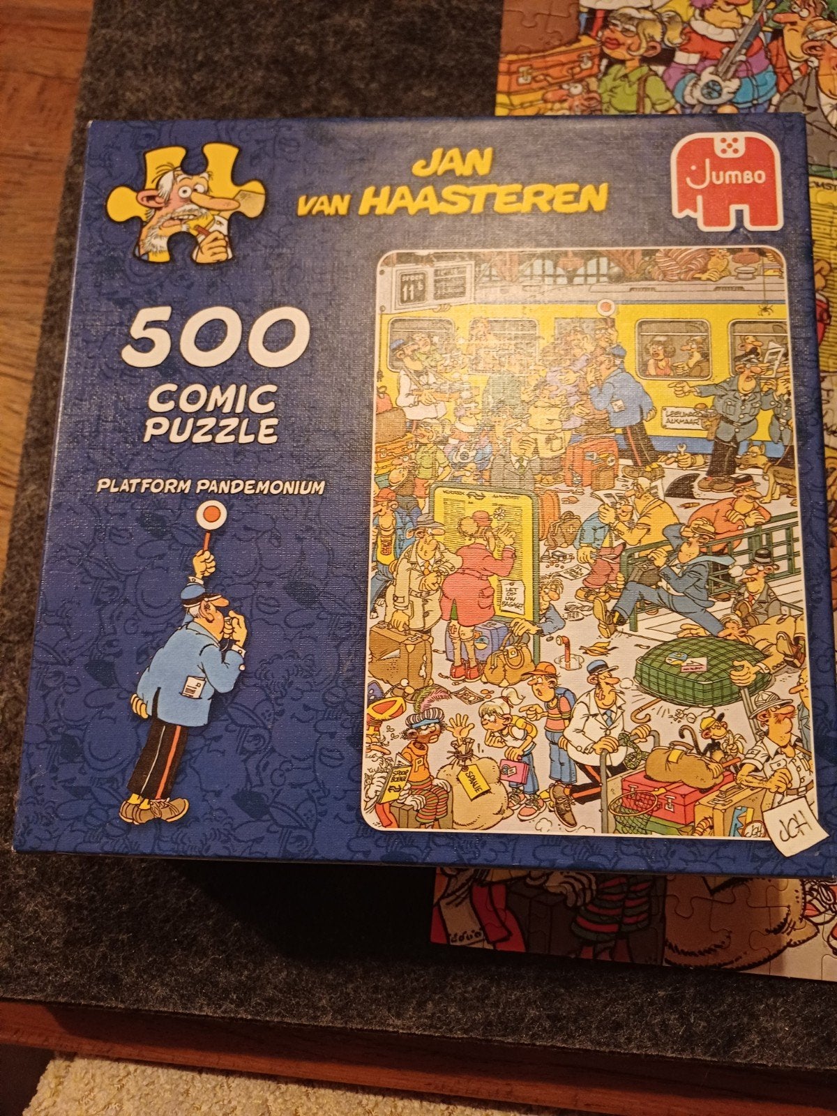 Jan van Haasteren 500 stukjes - Platform Pandemonium, Ophalen of Verzenden, 500 t/m 1500 stukjes, Zo goed als nieuw, Legpuzzel