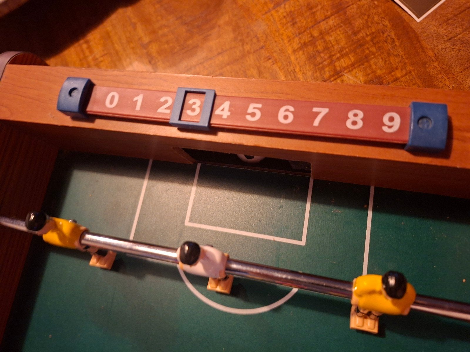 voetbaltafel, Ophalen