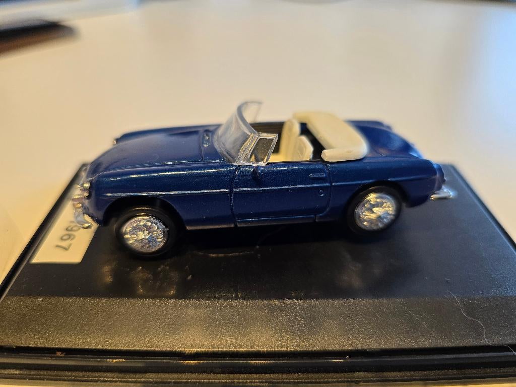 MGB 1967 1/43, Ophalen of Verzenden, Gebruikt, Auto, Overige merken