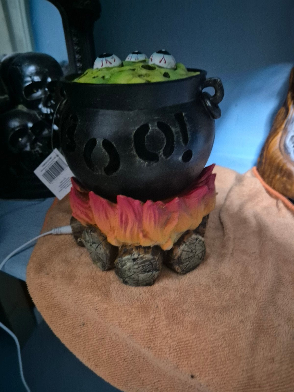 Heksenketel met licht en rook - Halloween decoratie, Ophalen of Verzenden, Nieuw, Versiering, Halloween of Griezel