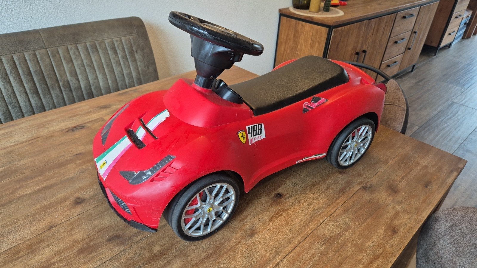 Ferrari loopauto voor kinderen - Gebruikt maar goed, Ophalen, Gebruikt