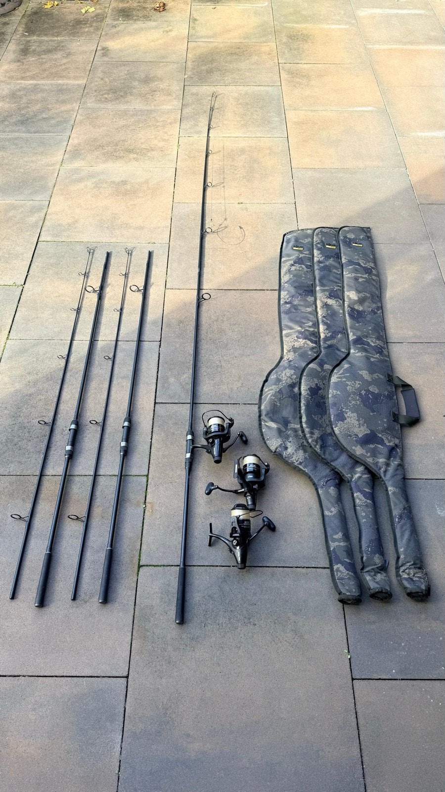 Complete karpervisset: 3 hengels, 3 molens, 3 foudralen, Watersport en Boten, Ophalen, Gebruikt, Complete set
