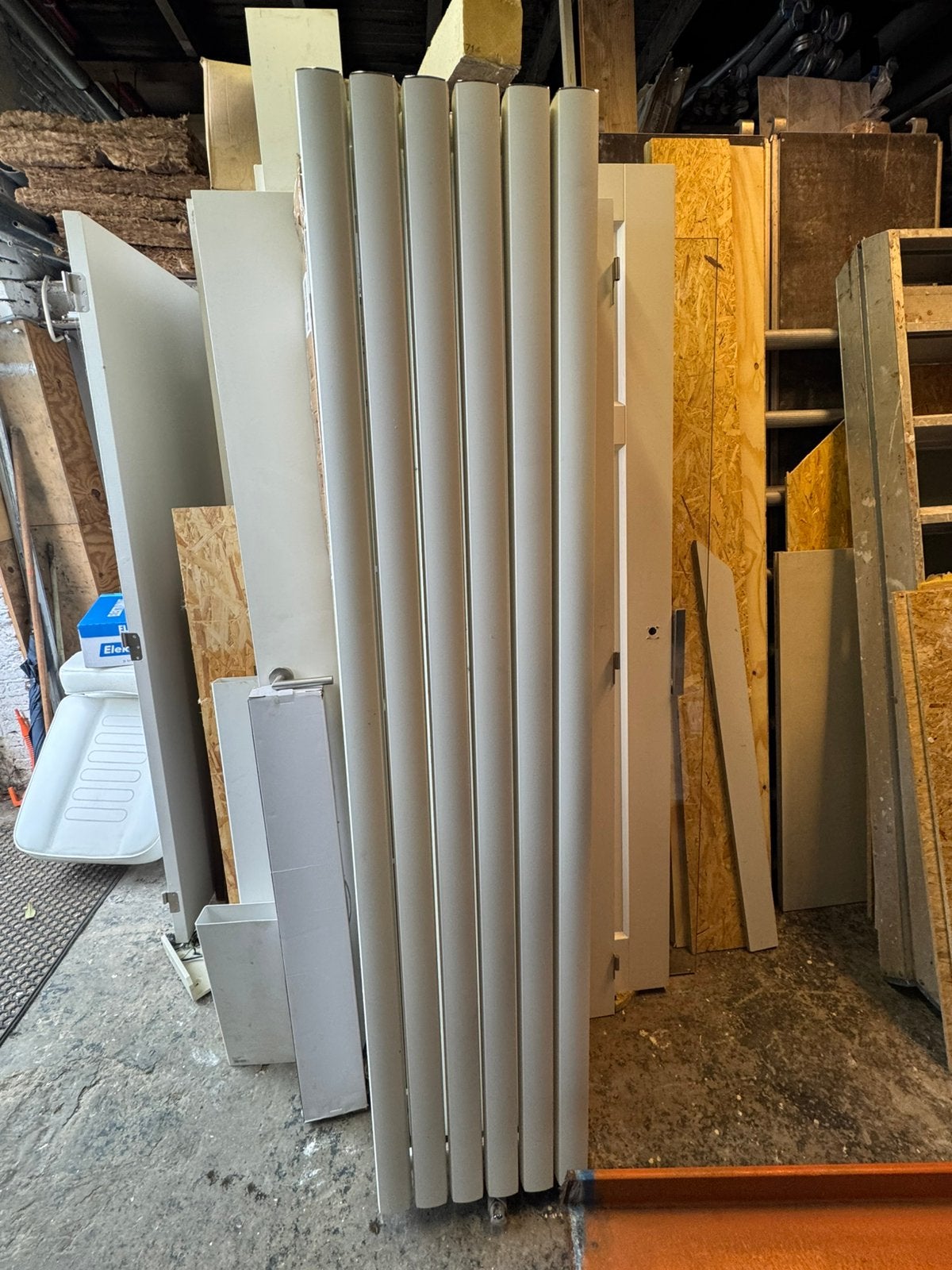 Horizontale Design radiator 44x200 midden aansluiting, Doe-het-zelf en Verbouw, Radiator, Minder dan 60 cm, Ophalen of Verzenden