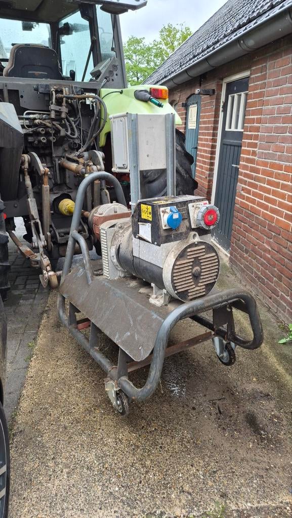 30 kVA trekkeraangedreven aggregaat., Doe-het-zelf en Verbouw, Ophalen of Verzenden
