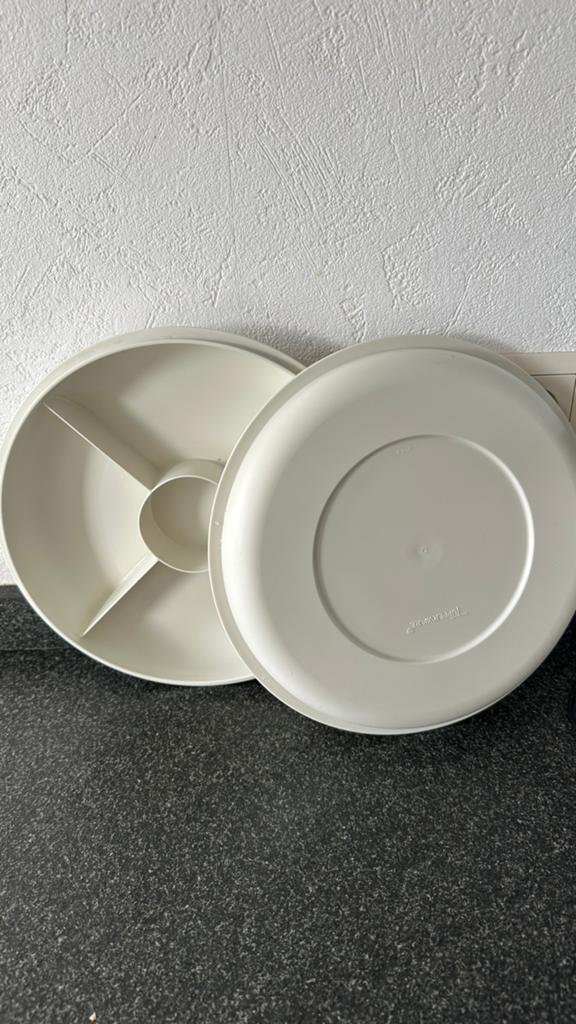 Tupperware hapjes schaal, Ophalen of Verzenden, Zo goed als nieuw, Schaal