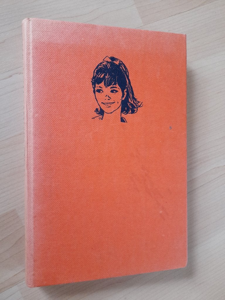 MARJA EN DE MARIONETTEN Rie Eerdmans, Ophalen of Verzenden, Gelezen