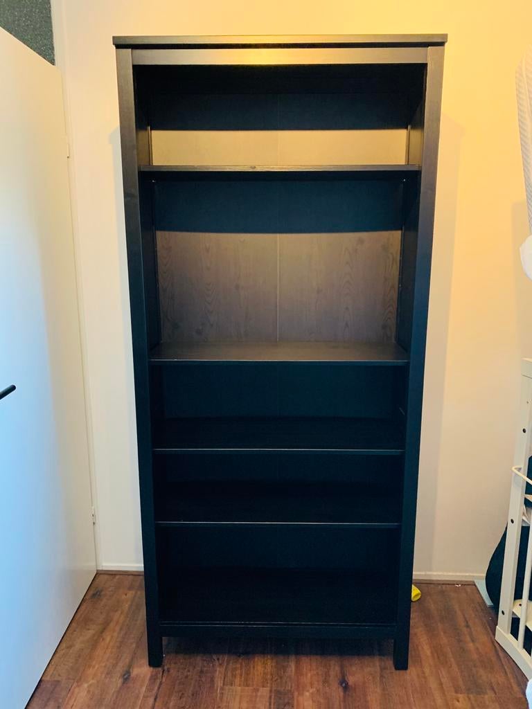 Ikea Hemnes boekenkast zwart, Ophalen, Met plank(en), 50 tot 100 cm, Zo goed als nieuw