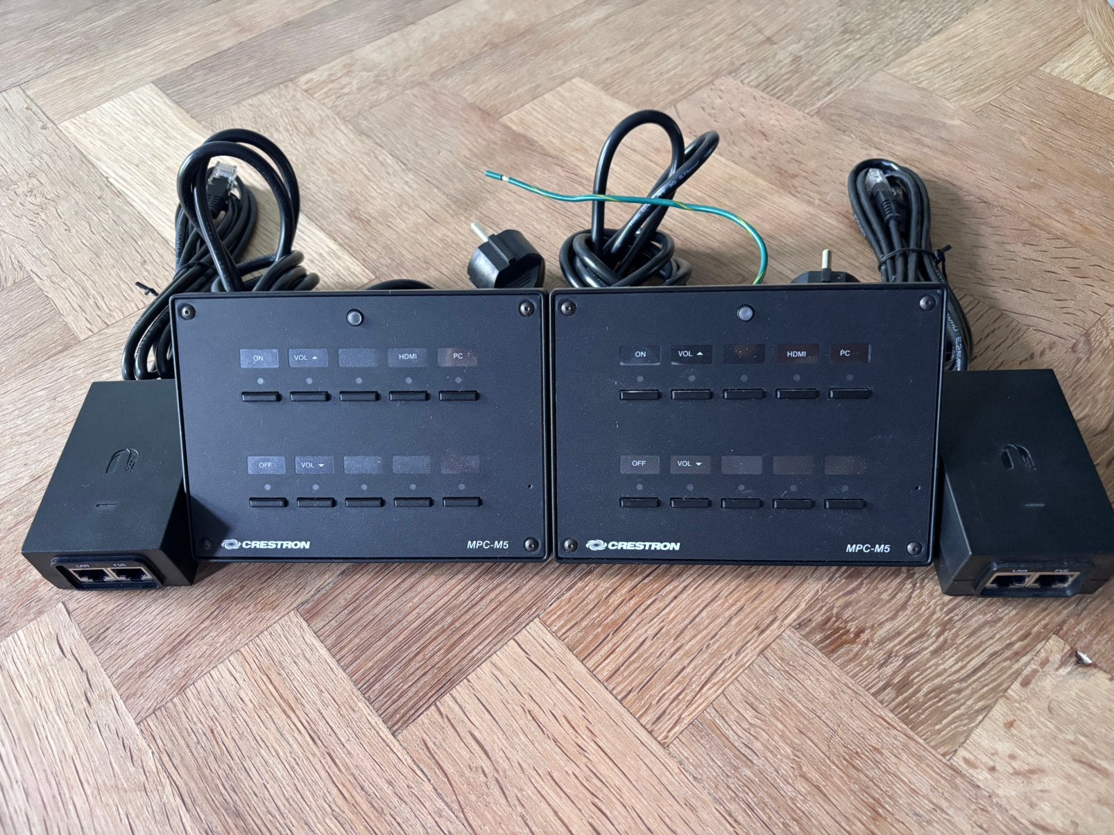 Crestron MPC-M5, Computers en Software, Ophalen of Verzenden, Gebruikt, Windows