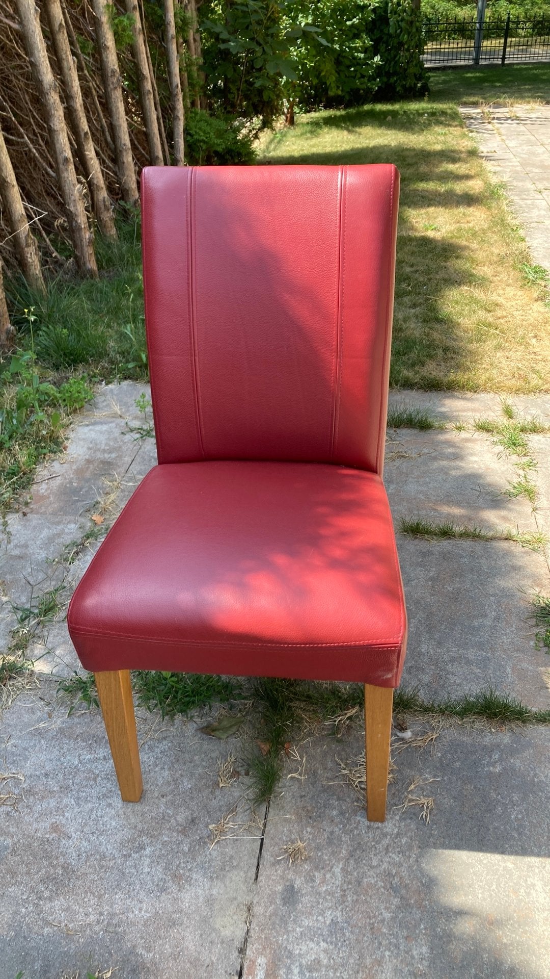 Gratis stoel, Huis en Inrichting, Stoelen, Ophalen, Gebruikt, Eén, Leer