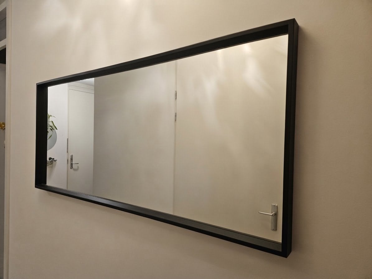 IKEA NISSADAL Spiegel, zwart, 65x150 cm, Ophalen, Rechthoekig, 50 tot 75 cm, 150 tot 200 cm