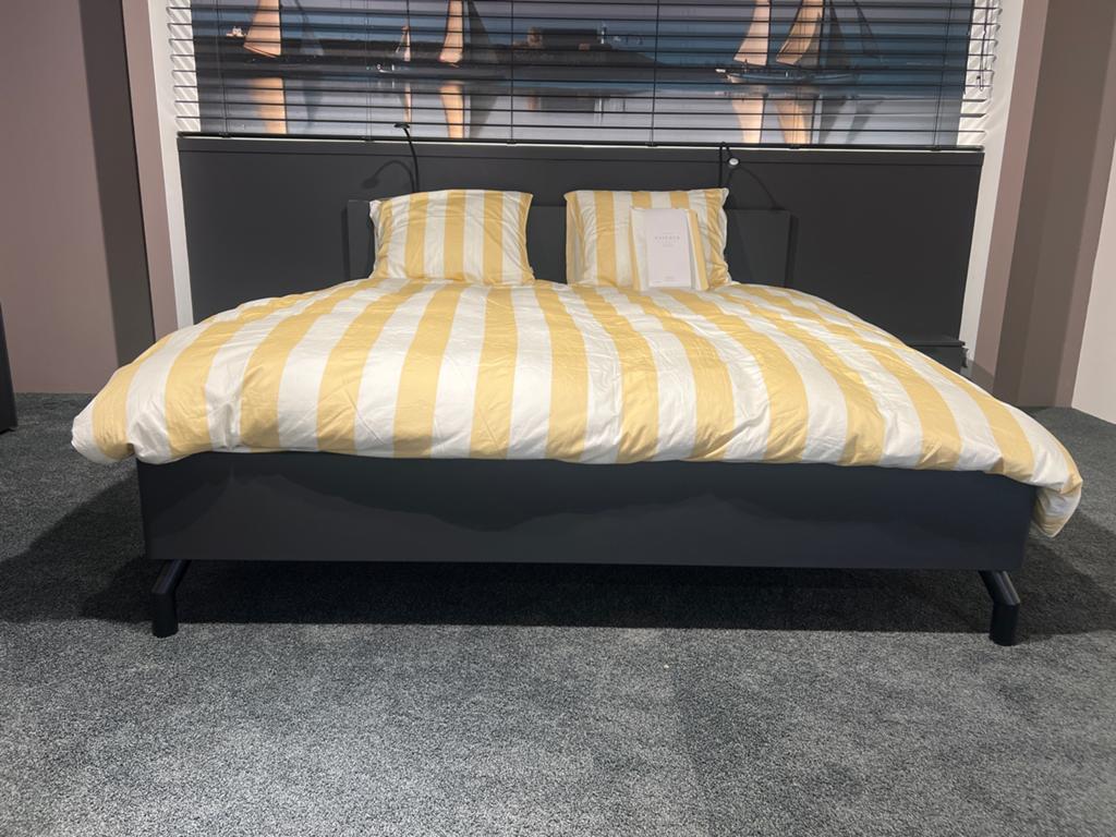 Nolte Ledikant 180x200 met nachtkastjes en verlichting, Huis en Inrichting, Slaapkamer | Bedden, Ophalen, 180 cm, 200 cm, Grijs