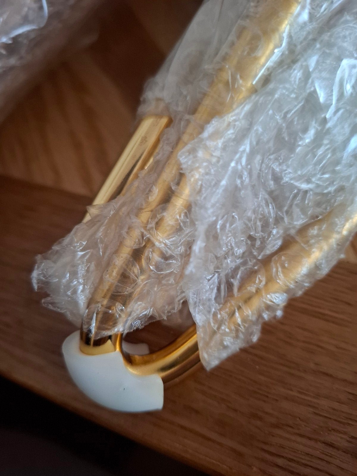 Gouden haarpin meubelpoten, nieuw in verpakking, Nieuw, Ophalen of Verzenden, Goud, Metaal