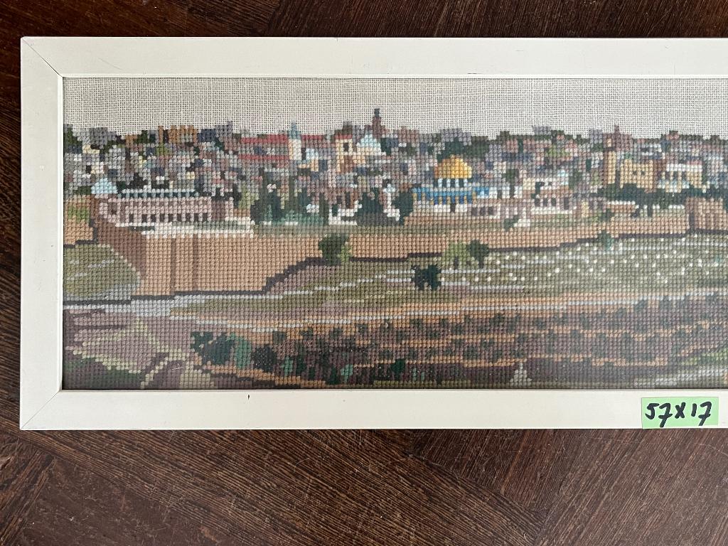 Jeruzalem geborduurd en ingelijst (57 x 17 cm), Ophalen of Verzenden, Zo goed als nieuw, Schilderij, Minder dan 50 cm