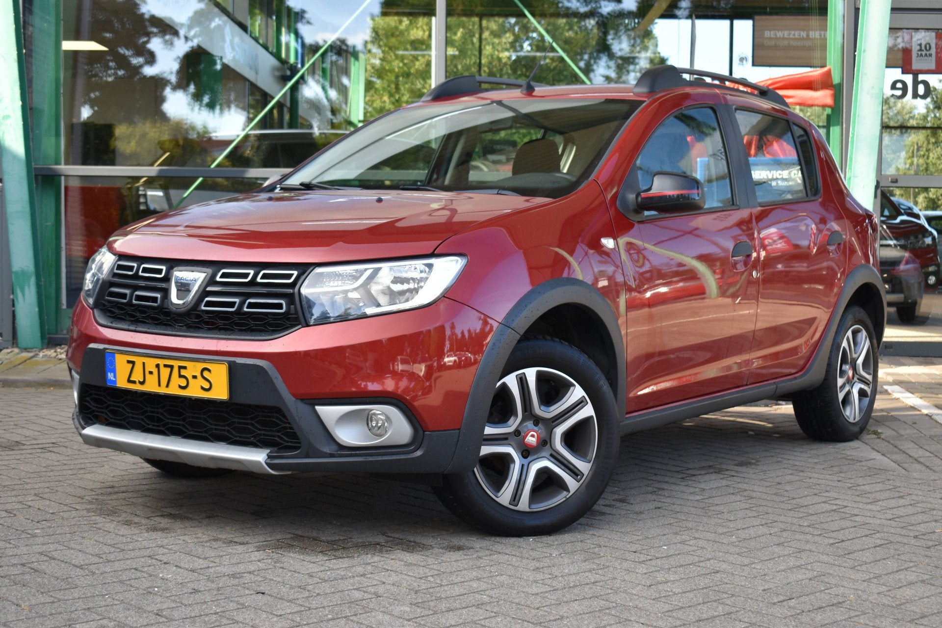 Dacia Sandero 0.9 TCe Tech Road 90pk | Airco | Apple Carplay, Auto's, Euro 6, Origineel Nederlands, Bedrijf, Onderhoudsboekje