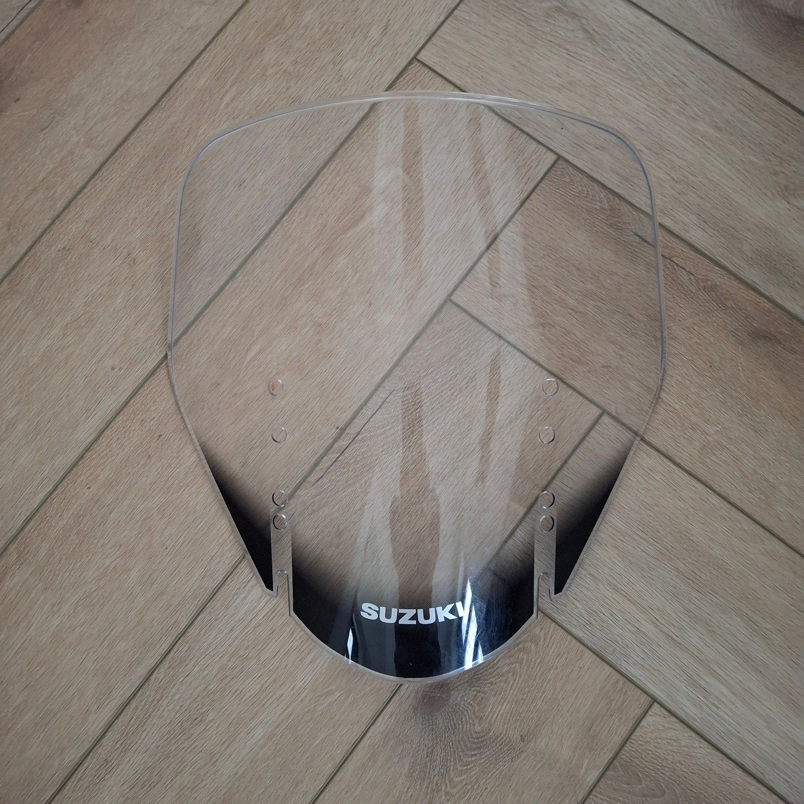 Suzuki motorfiets windscherm, Ophalen