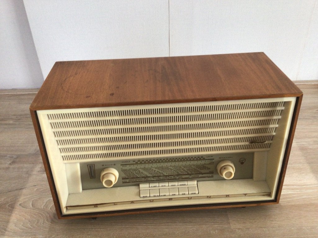 Antieke buizen radio, Ophalen