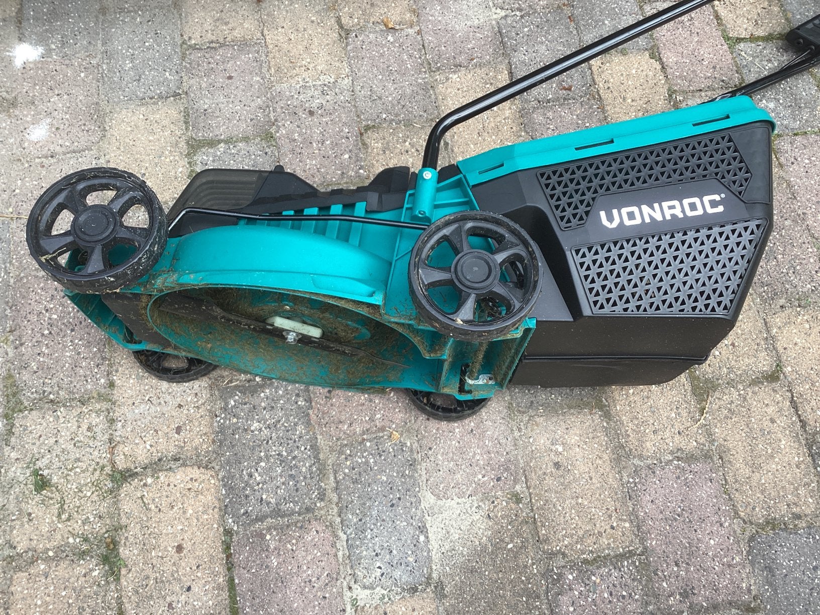 VONROC Accu Grasmaaier - nieuw en zonder accu’s en defect, Ophalen, Cirkelmaaier, Accu-grasmaaier, Zo goed als nieuw