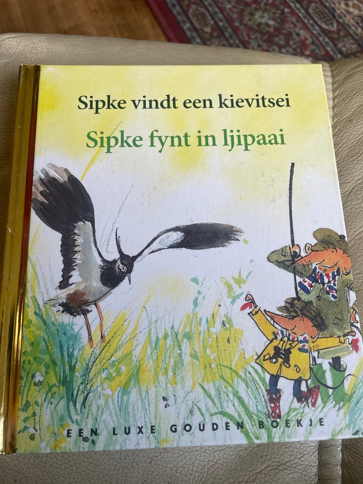 Sipke vindt een kievitsei - Luxe Gouden Boekje, Ophalen of Verzenden, Zo goed als nieuw, Sprookjes