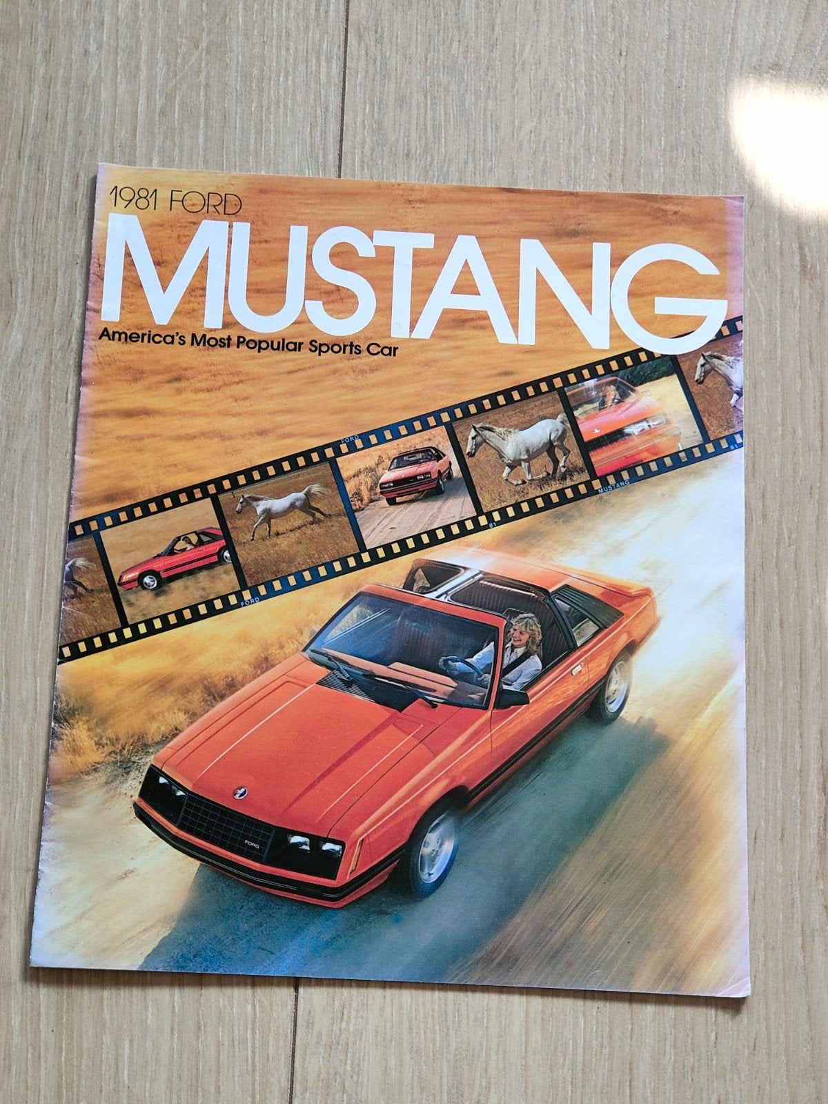 Autofolder Ford Mustang 1981, Ophalen of Verzenden, Zo goed als nieuw, Ford