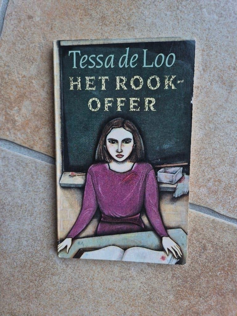 Tessa de Loo - Het rookoffer, Gelezen, Tessa de Loo, Ophalen of Verzenden, Nederland