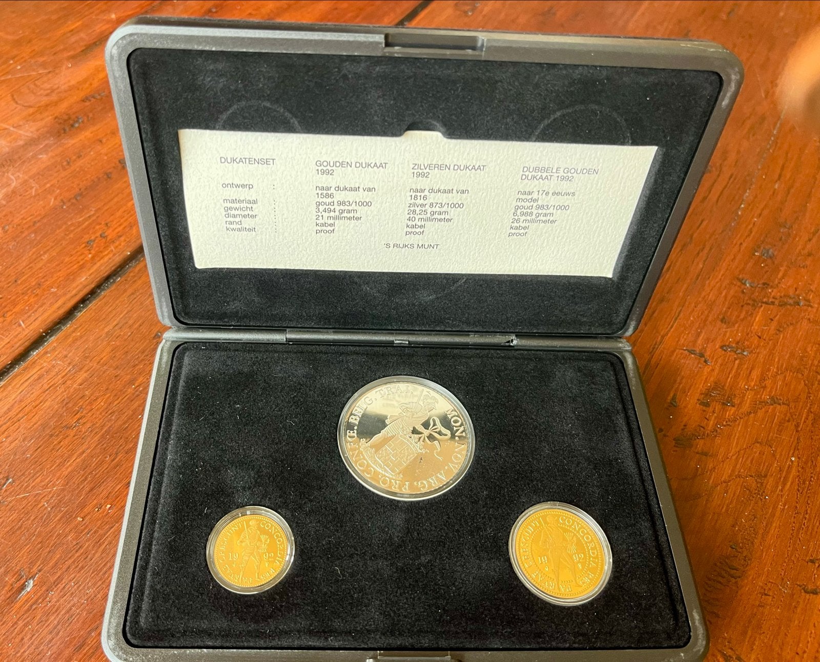 Dukatenset 1992 - cataloguswaarde € 1600,-, Setje, Koningin Beatrix, Goud, Overige waardes