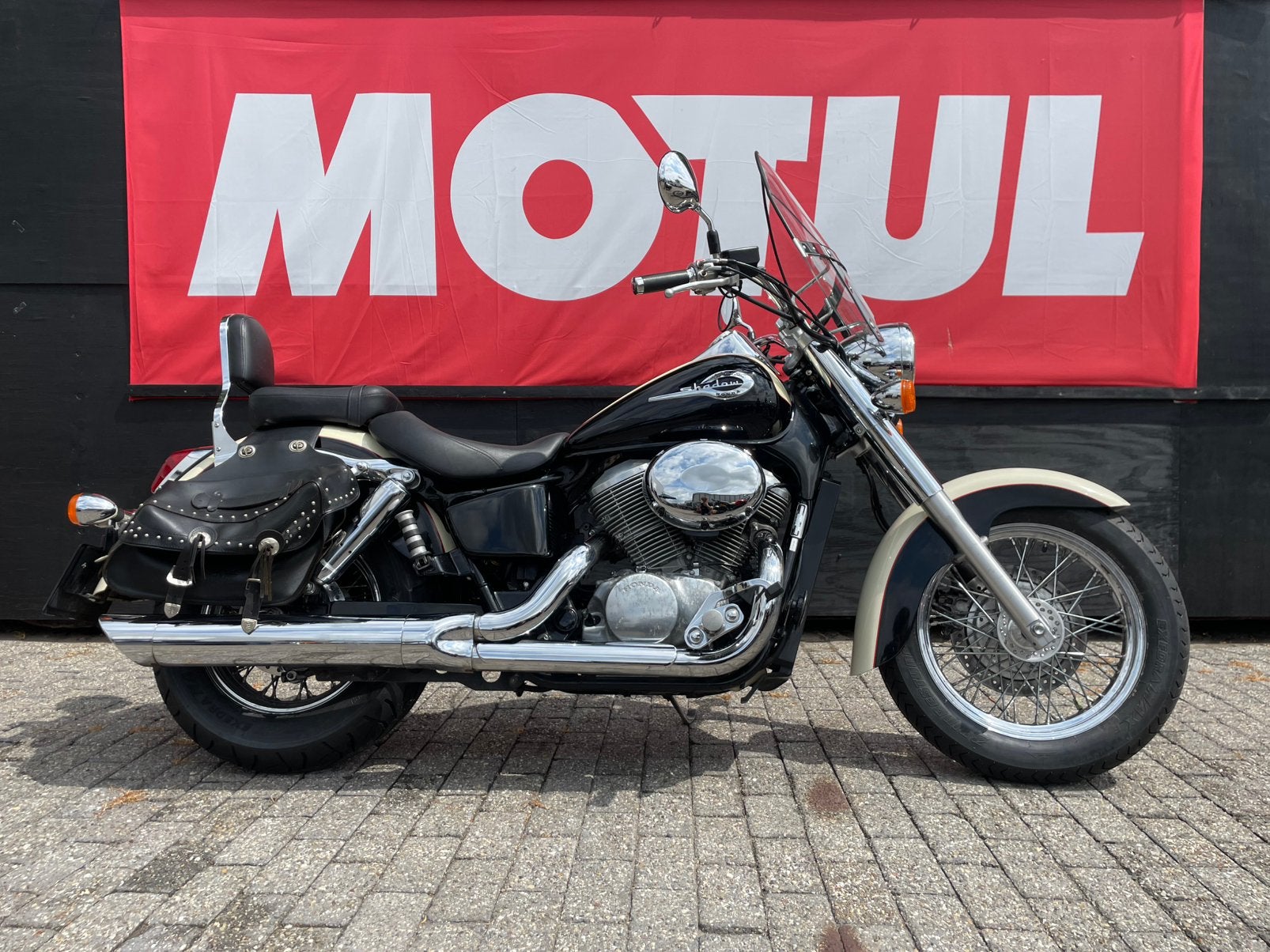 Honda Shadow VT750, 750 cc, 2 cilinders, Chopper, Gebruikt