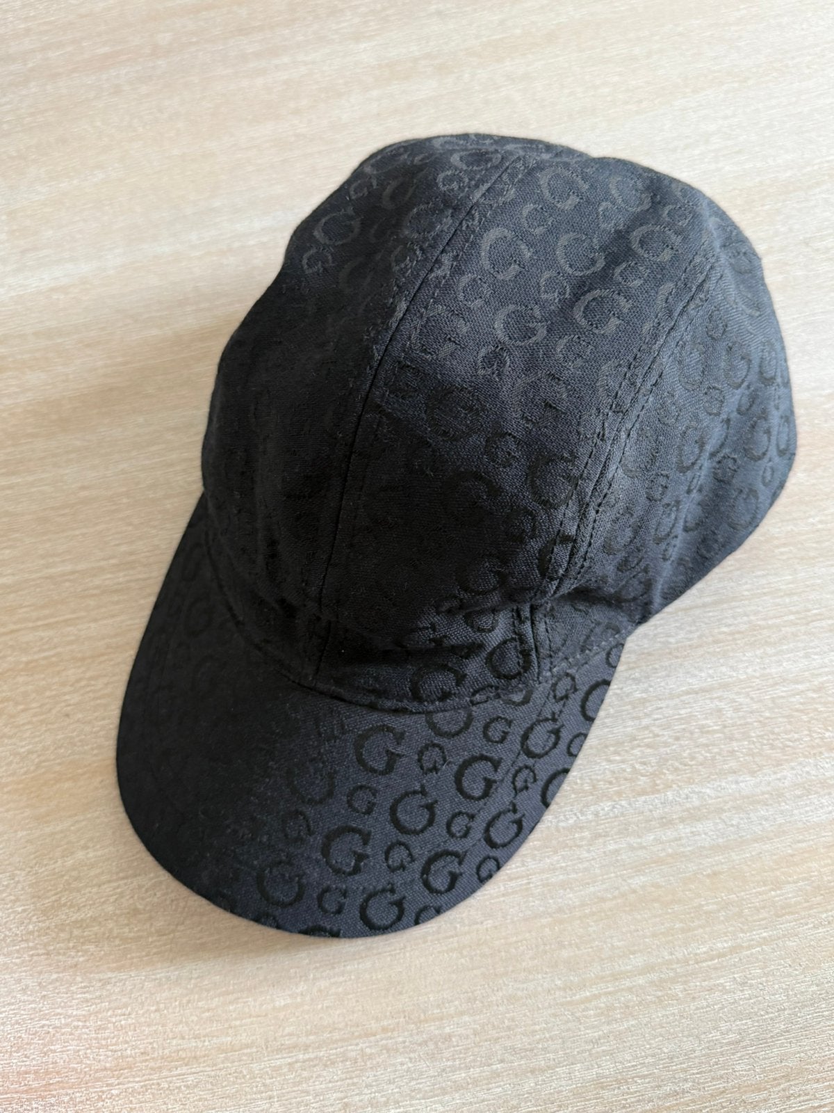 Leuke cap van merk Guess, Ophalen of Verzenden, Zo goed als nieuw, One size fits all, Pet
