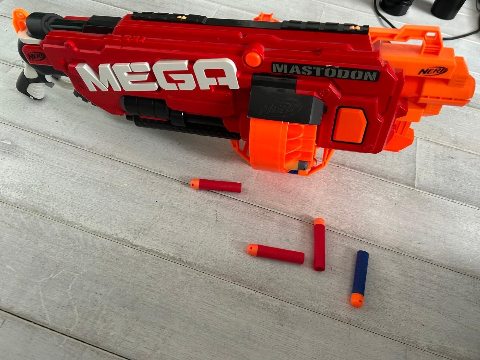 Nerf Mega Twinshock en Mastodon Blasters, Ophalen of Verzenden, Gebruikt