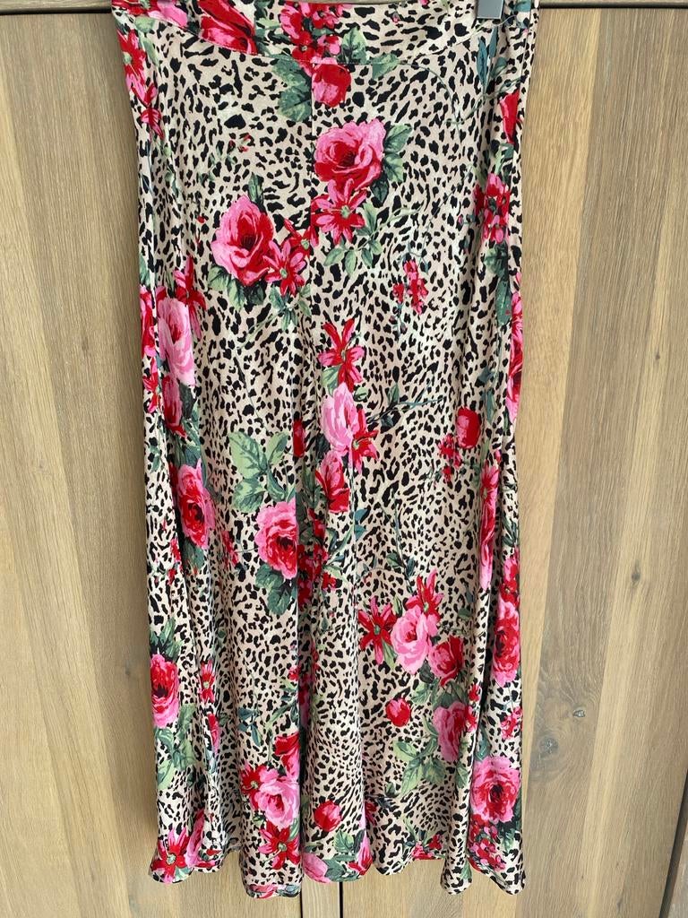 Esqualo Luipaardprint Rok met Rozen - Maat 34, Kleding | Dames, Rokken, Ophalen of Verzenden, Zo goed als nieuw